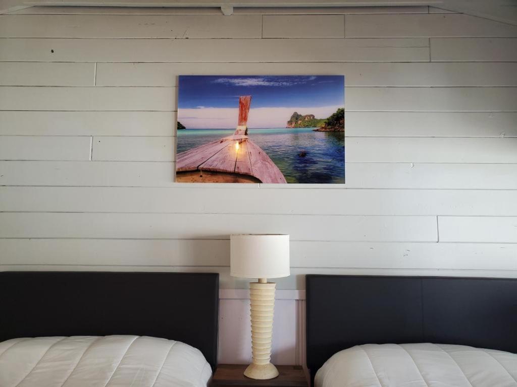 Hollywood Gardens Inn & Suites Bagian luar foto